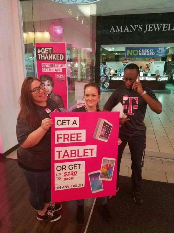 t mobile sales associate